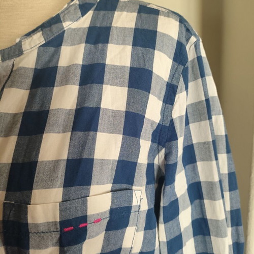 Basefield cotton women's shirt L/XL like new, white and blue