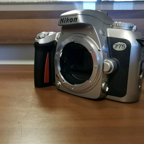 Sony F 75 35mm SLR camera with autofocus like new