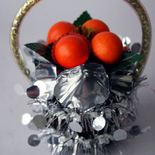 Christmas decorative fruit basket 1970s new