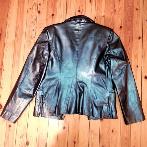 Leather Jacket Blue used, with collar and zippers