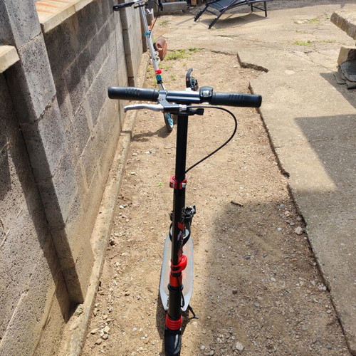 Byox scooters with disc brakes used, set of two