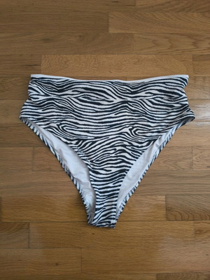 H&M XL High-Waisted Bikini Bottom White and Dark Blue Like New