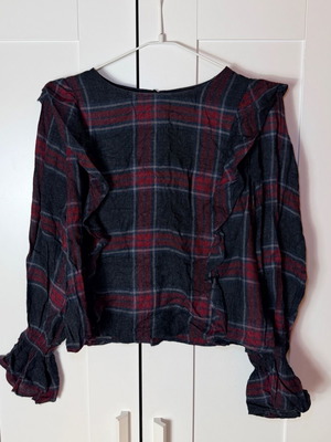 Zara checked shirt burgundy charcoal medium used without tags