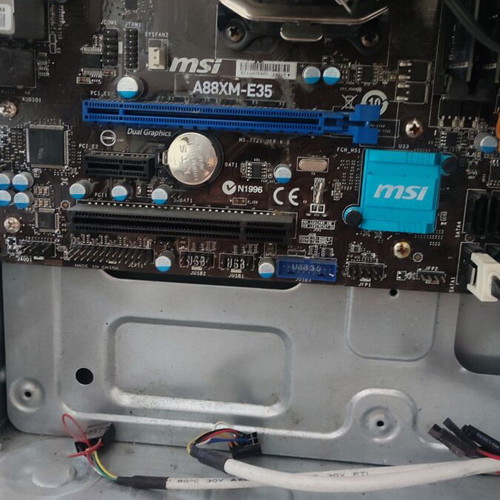 Pc FM2+ set MSI A88XM E35 A8 7600 4GB RAM 450W PSU CPU cooler like new