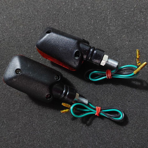 Universal motorcycle turn signal set with simple bulb M6 mounting new