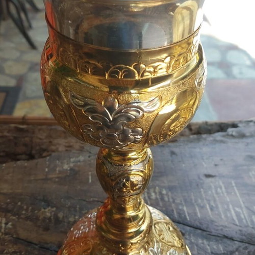 Church chalice and diskos set, size 27x14 cm