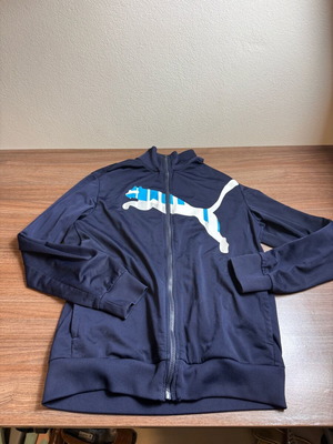 Puma Sport Lifestyle jacket blue size L like new