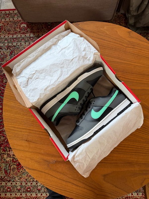 Nike Dunk Low Green Glow brand new, size 45