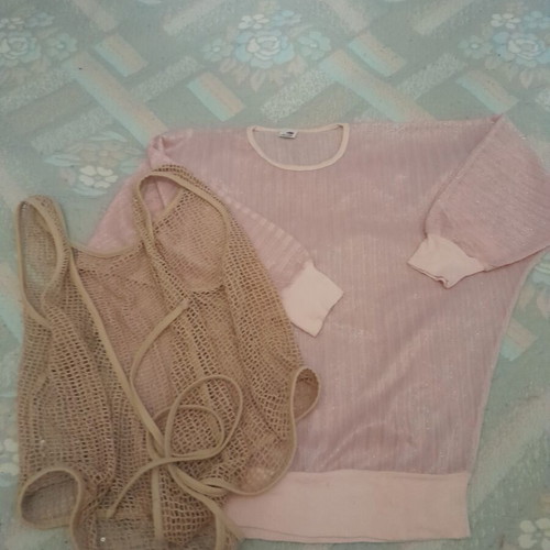 Blouse like new with gift vest, size M