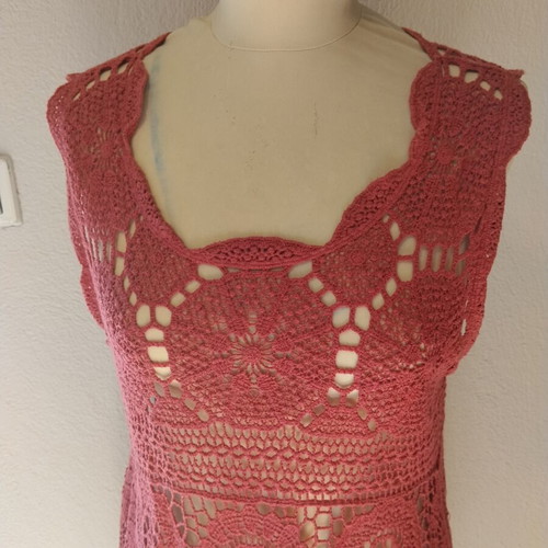 Bordeaux knitted blouse with asymmetric hem used