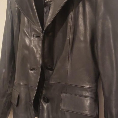 Women's leather jacket small size, like new, black with warm lining