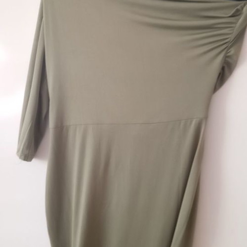 Chic Boutique Rose dress khaki new, exclusive collection