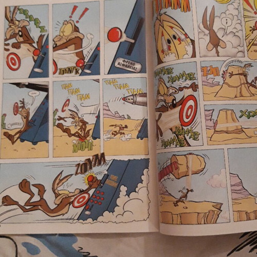 Looney Tunes Wile E. Coyote and Road Runner comic new