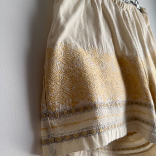 Devotion Twins embroidered cotton blend shorts size XS like new, beige and silver