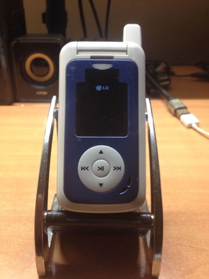 LG Sprint Fusic LX550 used, blue and white