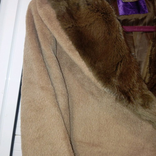 Olivia Lauren alpaca coat like new, size M-L, beige