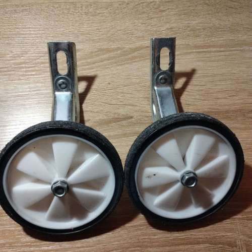 Training wheels used 12 inch