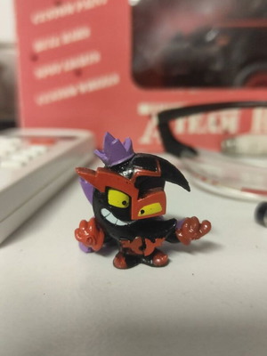Super Zing Ultra Rare figure new