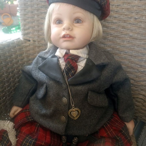 Collectible doll limited edition 2004, like new