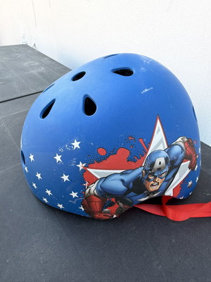 Captain America helmet, medium size