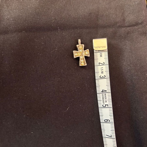 Silver cross used