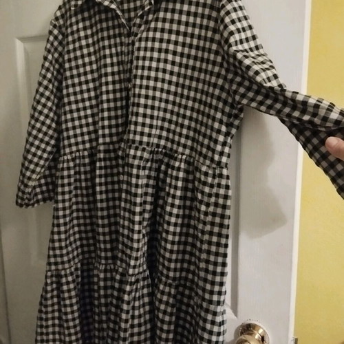 Checked dress used, one size, black and white