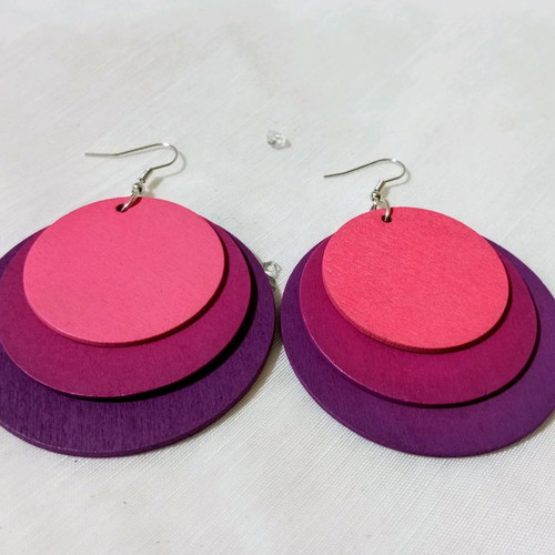 Wooden earrings large triple, new, magenta shades