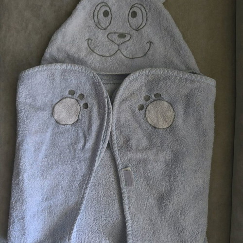 Baby hooded bathrobe for boy 100% cotton used