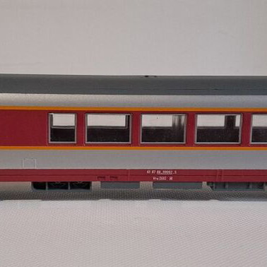 Jouef HO SNCF 2 Passenger Coaches 5341 and 5343 like new in replacement boxes