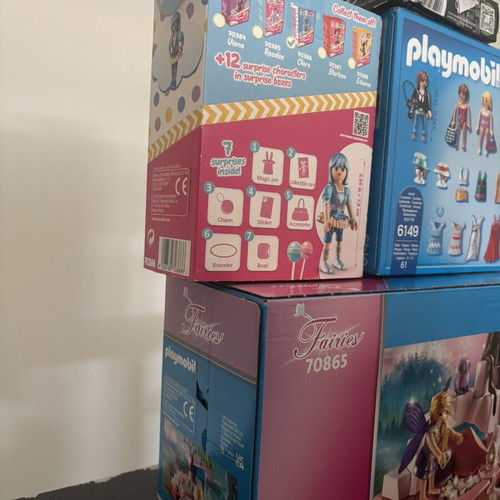 Playmobil sealed toy sets 6149, 70865, 70386 with gift