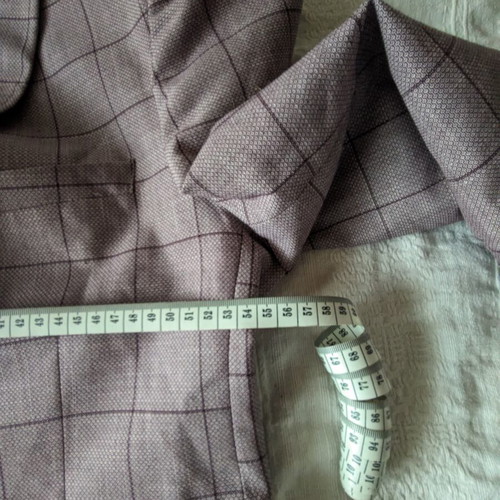 Assist men's suit 3 in 1 size 56 mauve grey checked like new