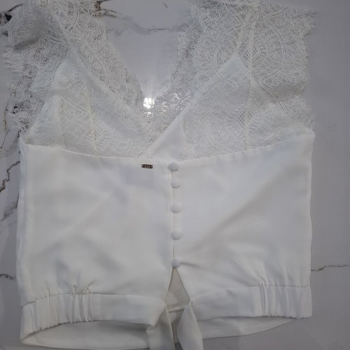 BSB White Top with Lace and Buttons Size 38 like new