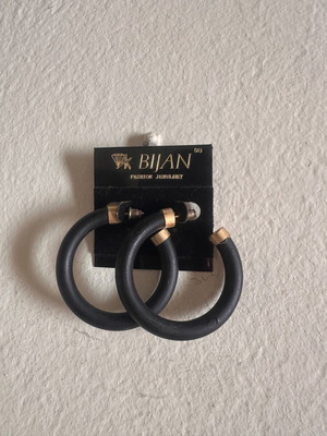 Hoop earrings black and gold tone