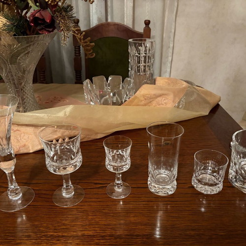 Kosta Boda crystal glass set 28 pieces new