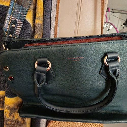 Medium-sized handbag used, green