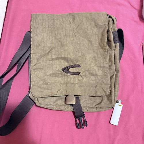 Camel Active Khaki Olive Messenger Bag like new, waterproof fabric