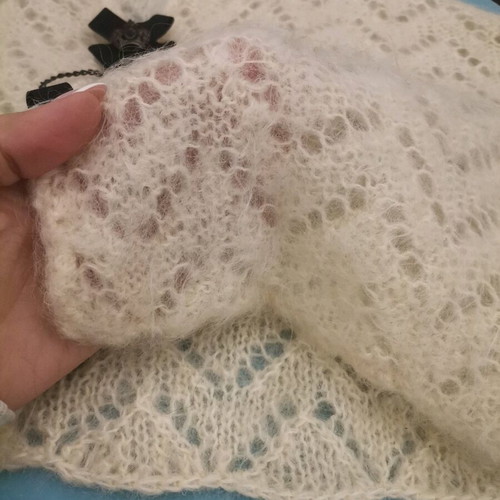 Women's cardigan used, knitted, size small, beige