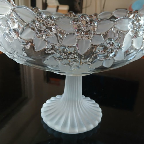 Vintage decorative bowl used, ideal for fruits or sweets