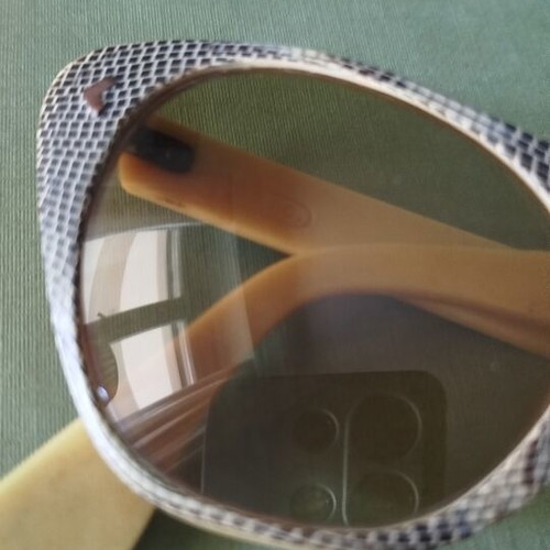 Vintage Cat-Eye Sunglasses used with Snakeskin Texture Frame