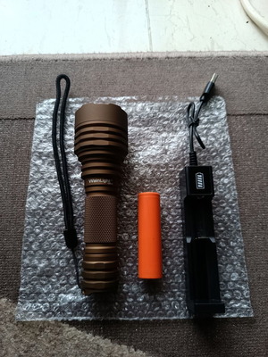WainLight C8S-G OSRAM LED flashlight new, very powerful