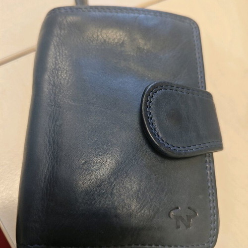 Leather women's wallet dark blue like new, soft leather 9x12 cm
