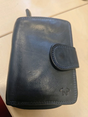 Leather women's wallet dark blue like new, soft leather 9x12 cm