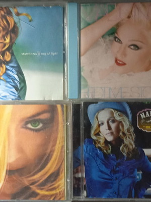 Madonna 4 CD употребявани, Ray of Light, Bedtime Stories, Music, Greatest Hits Vol. 2