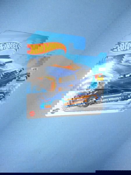 HOT WHEELS DRAG STRIP  FORD THUNDERBIRD PRO STOCK