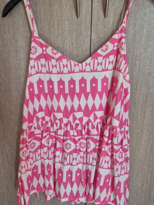 Melitta pink top with belt, relaxed fit