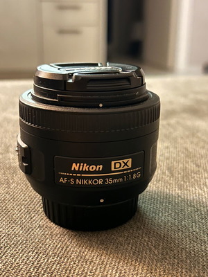 Обектив Nikon DX AF-S 35mm 1:1.8 G употребяван