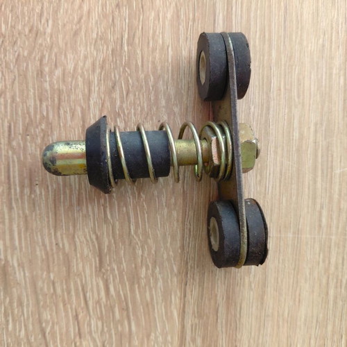 Honda Astrea Grand seat latch