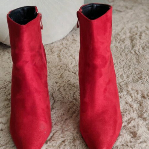 Red ankle boots size 41 like new with thin heel