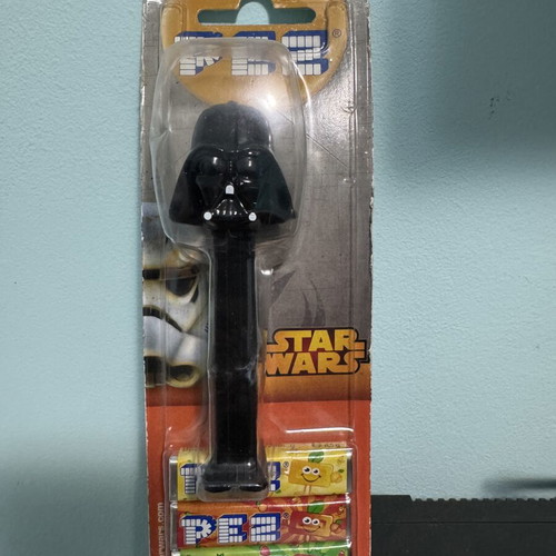 Star Wars Darth Vader PEZ Dispenser sealed