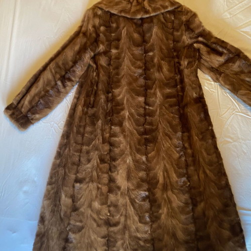 Vintage mink fur coat size S/M like new, brown